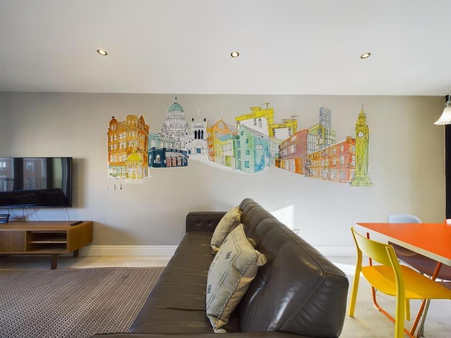 Donegall Sq Apt At City Gate, Belfast City Centre Eksteriør billede